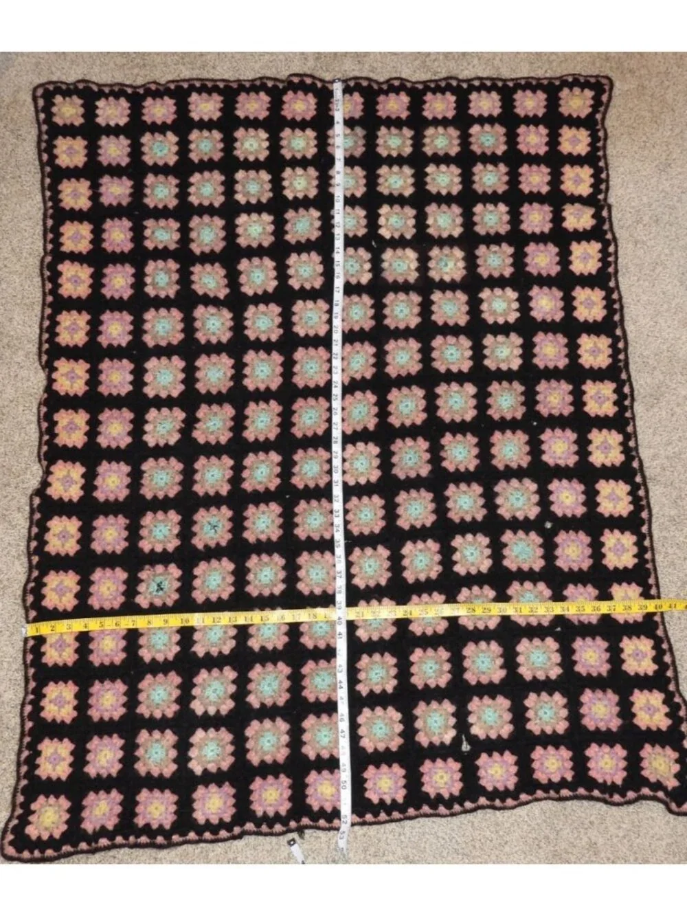 HANDMADE Crochet Tight Knit Wool Granny Squares 40x52 Afghan Throw Blanket